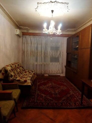 7ci mikrorayonda kiraye evler: Nizami metrosuna yaxin 5 mertebeli binanın 4-cu mərtəbəsində yerləşən — 1