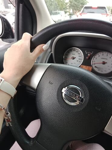 Salam: Səxsi sürücü işi axtariram Xanımam yaş 32 iş tecrübəm:5il