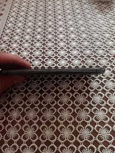 orjinal airport: IPhone X, 64 GB, Space Gray, Face ID — 2