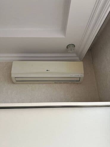 7 ci mikrorayon yeni tikili: Razin,Bakıxanov Ticarət mərkəzinin yanında Rahat marketin üstündə — 4