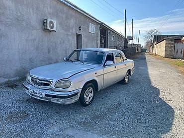 opel zafira a: QAZ 31105 Volga: 2.3 l | 2004 il 350350 km Sedan — 5