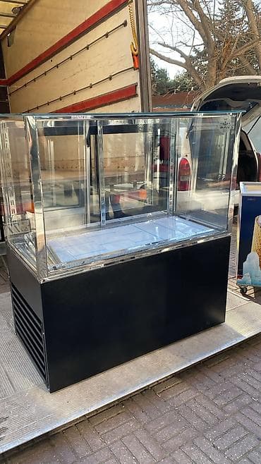 meyve vitrinleri: Şüşə vitrinli soyuducu vitrin – mağaza, kafe, restoran və — 1