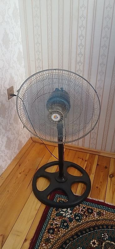 mini usb ventilator: Ventilyator İşlənmiş, Döşəməüstü, Pərli — 1