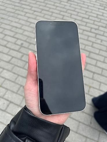 iphone 13 ekran: IPhone 13, Ağ — 2
