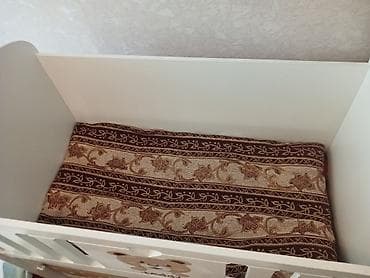 teddi: Qız üçün, Yeni, Dördbucaq, Beşik, Dəstsiz, Matras ilə, Yellənmə mexanizmsiz — 1
