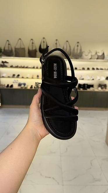 Qadın sandal modeli – yastıqcıqlı, rahat platformalı - Rənglər: bej — 7