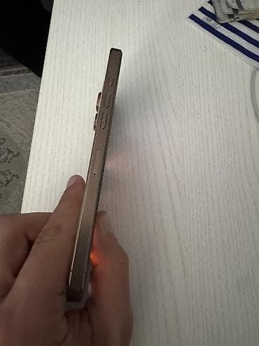 iphone 8 kamera: IPhone 16 Pro Max, 256 GB, Qızılı, Face ID — 3