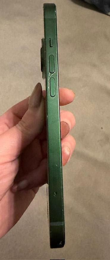 redimi 9 a: IPhone 13, 256 GB, Yaşıl, Qırıq — 3
