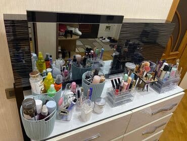 Kia: Dəhliz dolabı — 3