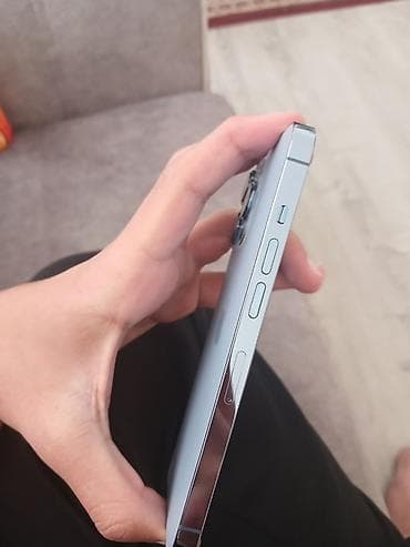 hdmi to av: IPhone 13 Pro, Sierra Blue, Face ID — 1