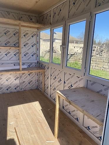 киоск: Satış köşkü / ticarət vitrini - Ölçü: 3 metir uzunluq) x 2 m (eni) x — 5