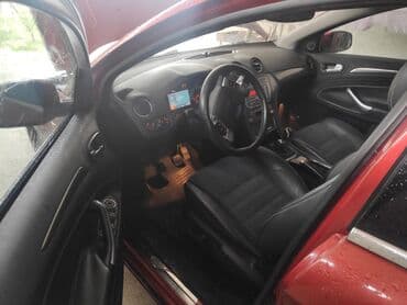 traktor altlıqlı qara qadın bosonojkaları: Ford Mondeo: 2.5 l | 2008 il 300 km Hetçbek — 3