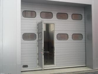 Qaraj satılır: Anbar qapilari serviz qapılari qpinin 1m kvadrati 300 azn — 3