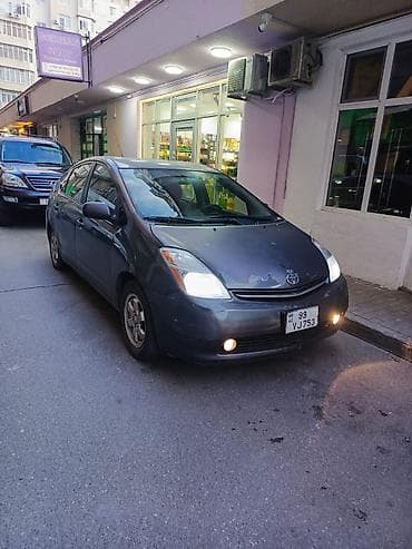 qaz 31 volqa: Toyota Prius: 1.5 l | 2006 il Sedan — 2