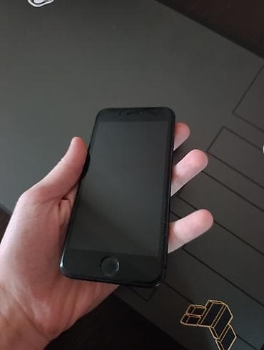 ıphone 8 ekran: IPhone 8, 64 GB, Qara — 2