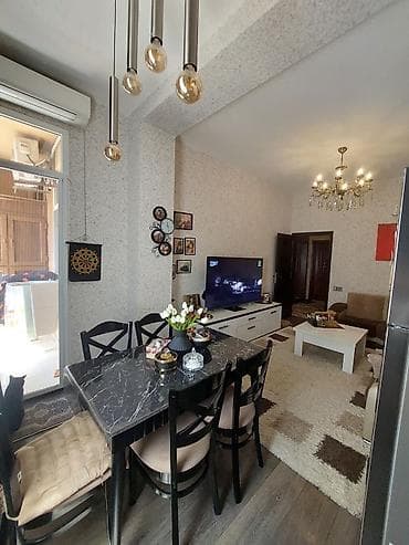 ev masin satilir: Təmirli, tam əşyalı, çıxarış var, ipotekaya yararlı - Plan: geniş — 2
