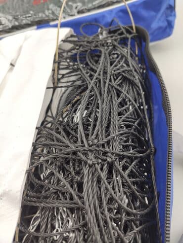 i̇dman aləti: Voleybol toru. Ölçüləri standart voleybol meydançası üçün olan — 6