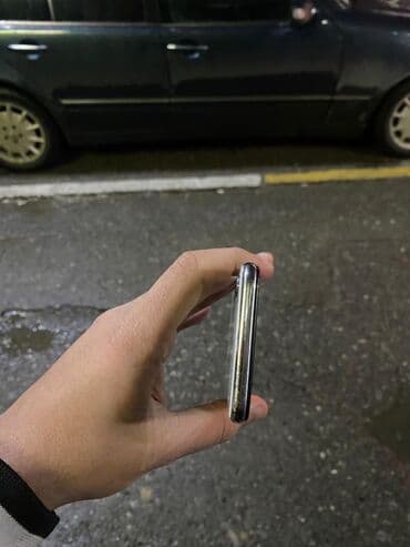 ayfon 8 plus 128 gb: IPhone X, 64 GB, Gümüşü — 4