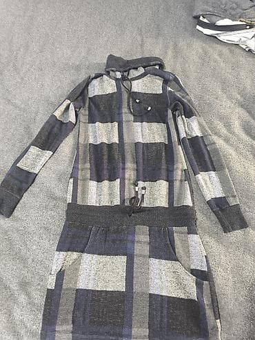 sweatshirt azerbaycan dilinde: Демисезонные платья, размер S, за каждое по 15манат — 2