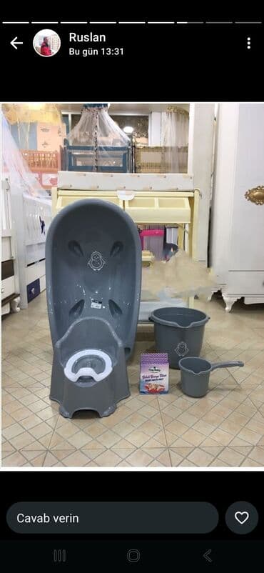 usaq qizil sirqalari: Uşağ üçün hamam dəsti 5hissədən ibarətdir:Vanna-vedrə-su — 4