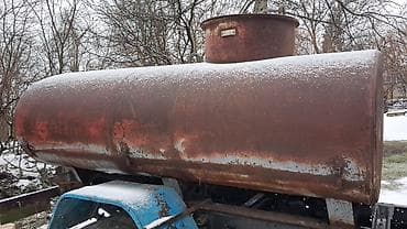 Metal su/yanacaq sisterni – qoşqu və ya avtomobil üzərinə quraşdırıla