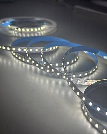 Sandıqlar: 5 metrlik 12v blokla işləyən lenta işıqlar 9 azn. Bütün rənglər — 5