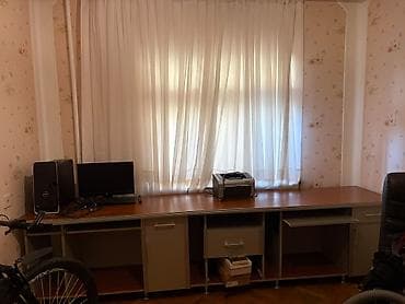 Komputer masası 50 azn satilir‼️olcu 2,80×Eni60 Hün 80 unvan xalqlar lalafo.az -da Komputer masası 50 azn satilir‼️olcu 2,80×Eni60 Hün 80 unvan xalqlar
