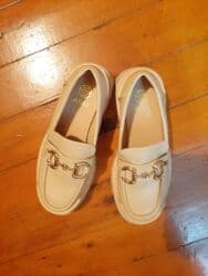 Brend: APAS Model: Qalın altlıqlı loafer Rəng: Açıq bej/krem Material