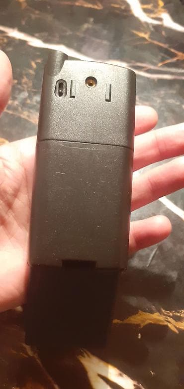 canon eos r8: Sony Xperia 1, Düyməli — 4