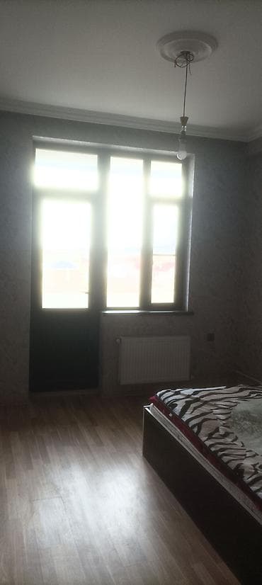 zumrud residence ev satilir: Saray qesəbəsi. Alimler şehərciyinde 1 otağın 2 otağa düzelme menzil — 5