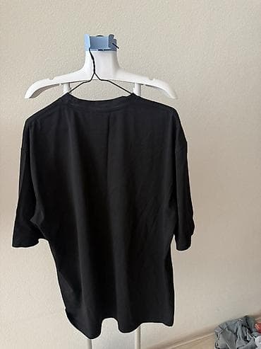 pencek qara: Məhsul: 2 ədəd qısaqol köynək seti 1) Qara T‑şört - Ön hissədə iri — 4