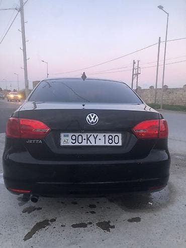 changan benni mini: Volkswagen Jetta: 2 l | 2012 il Sedan — 5