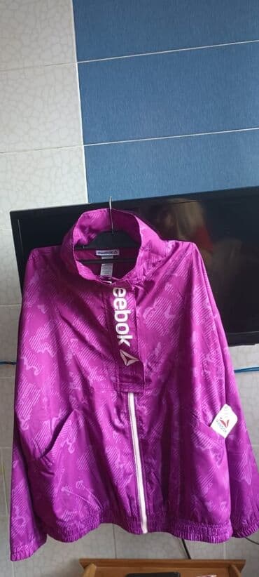 женская косуха из кожзама: Куртка женская фирмы Reebok с Америки размер L, но пойдет и на больше — 1