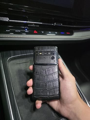 Elektronika: Vertu 16 GB, rəng - Qara, Sensor — 3