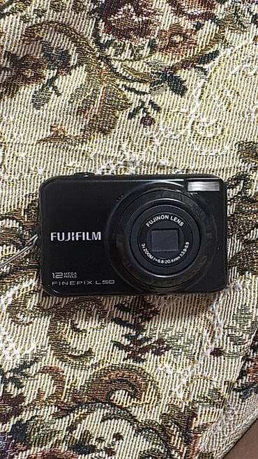 Fujifilm FinePix L50 rəqəmsal fotoaparat - 12 MP foto həlli - FUJINON — 2