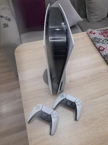 hdd disk: PlayStation 5 (Diskli versiya) + 2 ədəd DualSense idarəetmə pultu + 5 — 2