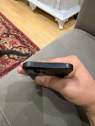 iphone 12 pro max vietnam malı: IPhone 15, 128 GB, Black Titanium, Face ID, Simsiz şarj, Sənədlərlə — 2
