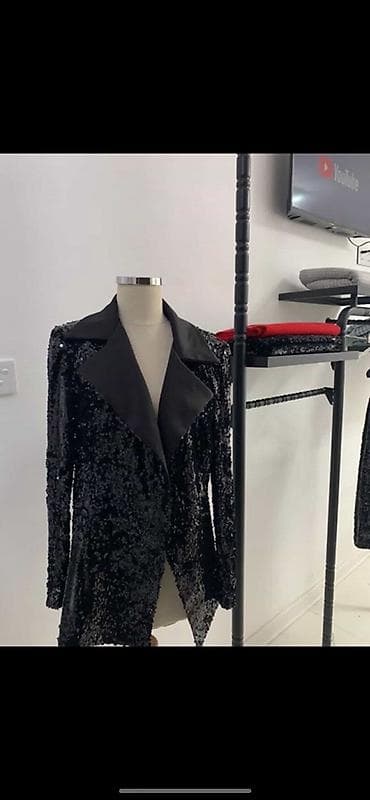 kostumlar: Məhsul: Qadınlar üçün iki dəst gecə geyimi 1) Qırmızı payetli axşam — 4