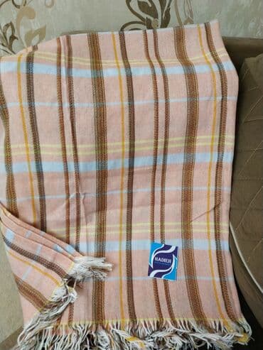 deve yunundan yorgan: Yeni Pled — 3