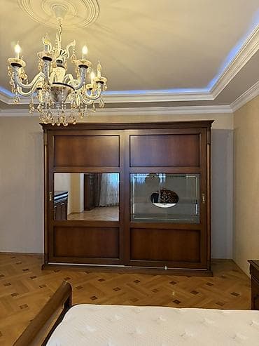 2 mertebe kiravat: İkinəfərlik çarpayı, 2 tumba — 2