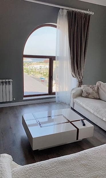 oguzda ev alqi satqisi: 3 otaqlı, Yeni tikili, 160 kv. m — 2