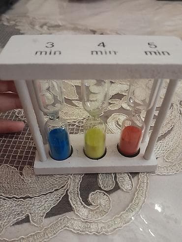 Ev saatları: Masaüstü saatlar, Qum — 1