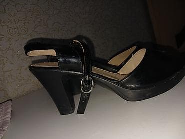 ayaqqab: Ölçü: 37.5, rəng - Qara, İşlənmiş — 2