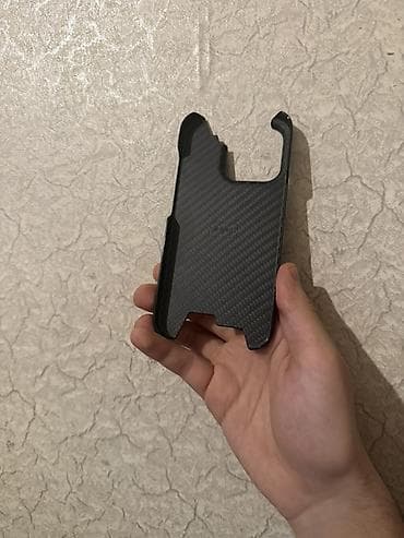 nothing phone 2 qiyməti: İphone 16 pro üçün qoruyucu kabro Matrealı karbon fiberdi 85 manata — 3