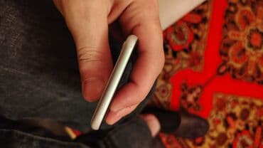 Audio: IPhone SE 2020, 128 GB, Ağ — 6