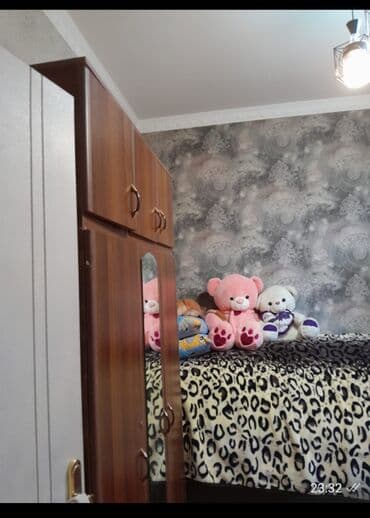 xacmazda satılan evlər: Ceyranbatan həyət evi satilir.3otaq sənədli ve təmirli — 25