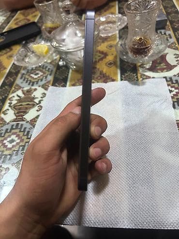 Samsung Galaxy S24 FE, 128 GB, Barmaq izi, Düyməli, İki sim kartlı — 1