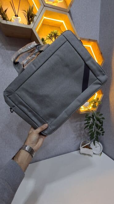 cuxol satisi: 💼Çanta💼 ☑️Ölçü: 15.6 ✅Qiymət: 25 azn Hər ölçüdə çantalarımız var — 4