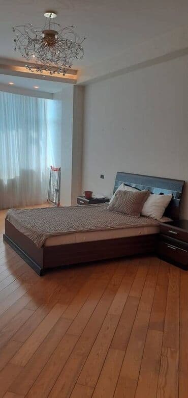 ağdam kirayə evlər: Gənclik metrosu yaxınlığında,18 mərtəbəli yeni tikilinin 17 ci — 16