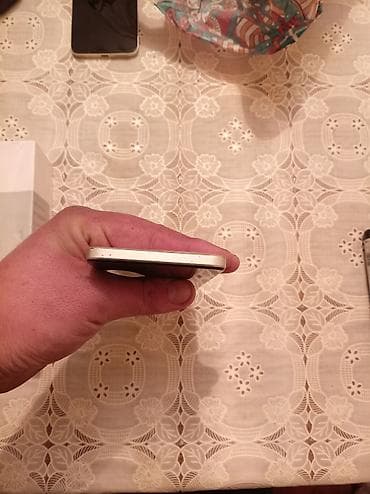 telefonlar mobil: Oppo 256 GB, rəng - Qızılı, Sənədlərlə — 8